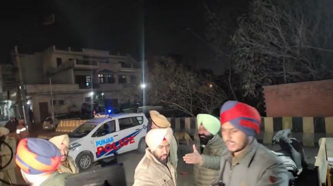 पंजाब में फिर बम ब्लास्ट! अमृतसर में पुलिस चौकी में हुआ धमाका, जांच में जुटी पुलिस
