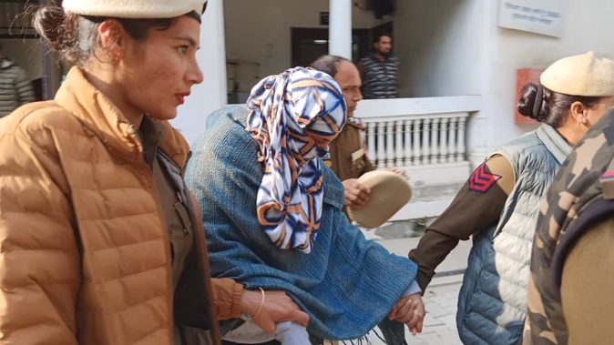 ਜੇਲ੍ਹ ‘ਚ ਰਹੇਗੀ ਕਾਤਲ ਪਤਨੀ : ਪ੍ਰੇਮੀ ਲਈ ਪਤੀ ਦਾ ਕਤਲ… ਕੈਨੇਡਾ ਡਿਪੋਰਟ ਮਹਿਲਾ: ਇੰਝ ਮਹਿਲਾ ਤੇ ਉਸਦੇ ਪ੍ਰੇਮੀ ਨੇ ਰਚੀ ਸਾਜ਼ਿਸ਼