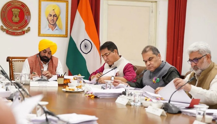 CM ਭਗਵੰਤ ਮਾਨ ਨੇ ਸੱਦੀ ਪੰਜਾਬ ਕੈਬਨਿਟ ਦੀ ਅਹਿਮ ਮੀਟਿੰਗ, ਕਈ ਫੈਸਲਿਆਂ ‘ਤੇ ਲੱਗ ਸਕਦੀ ਹੈ ਮੋਹਰ
