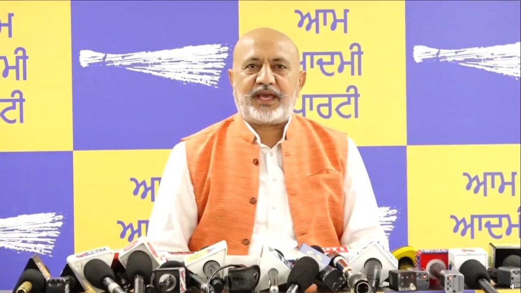 ਚਿੱਟਾ ਤੇ ਗੈਂਗਸਟਰਵਾਦ ਅਕਾਲੀ ਦਲ ਦੀ ਹੀ ਦੇਣ, ਸੁਖਬੀਰ ਬਾਦਲ ਦਾ ਬਿਆਨ ਪੰਜਾਬੀਆਂ ਨਾਲ ਕੋਝਾ ਮਜ਼ਾਕ: AAP ਆਗੂ ਬਲਤੇਜ ਪੰਨੂ