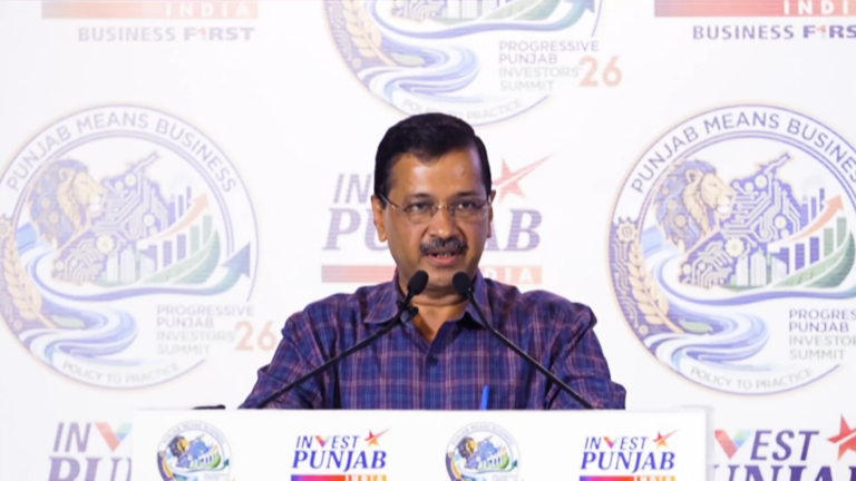 ਪ੍ਰੋਗਰੈਸਿਵ ਪੰਜਾਬ ਇਨਵੈਸਟਰ ਸਮਿਟ ਦੌਰਾਨ ਬੋਲੇ ਕੇਜਰੀਵਾਲ, ਪੰਜਾਬ ਦੀ ਇੰਟਰਨੈਸ਼ਨਲ ਕਨੇਕਟਿਵਿਟੀ ਵਧੀਆ ਹੈ, ਇੱਥੇ ਖੂਨ ‘ਚ ਹੈ Entrepreneurship