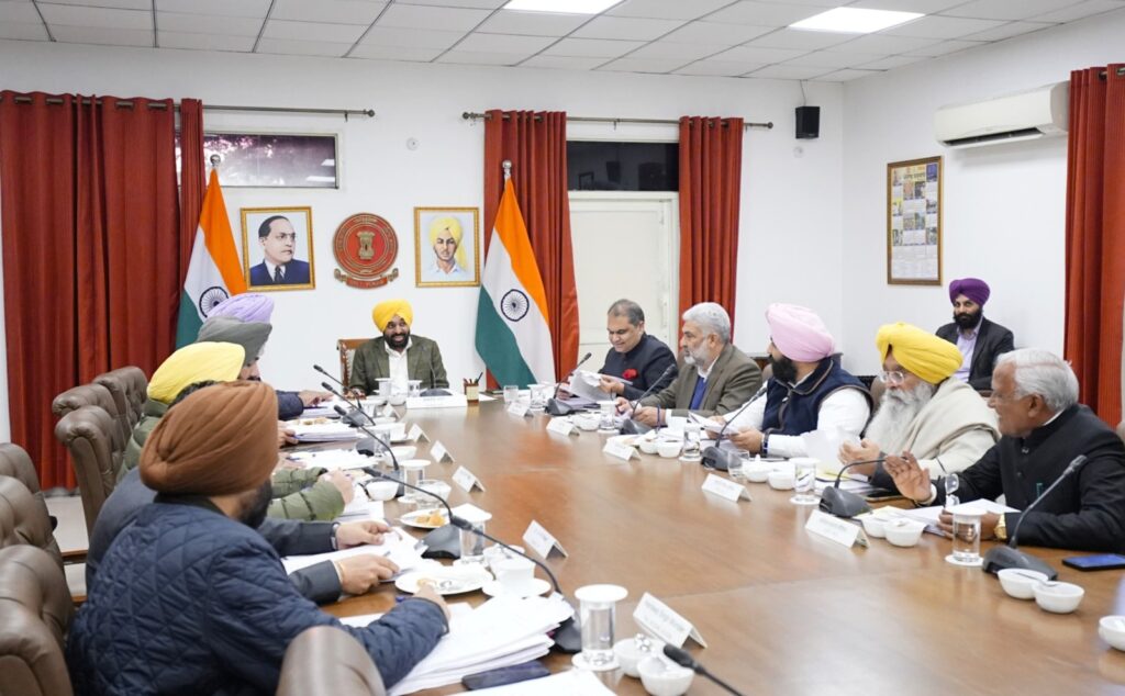 ਪੰਜਾਬ ‘ਚ ਨਸ਼ਾ ਤੇ ਸਮਾਜਿਕ-ਆਰਥਿਕ ਜਨਗਣਨਾ 6 ਅਪ੍ਰੈਲ ਤੋਂ: ਕੈਬਨਿਟ ਮੀਟਿੰਗ 29 ਮਾਰਚ ਨੂੰ, CM ਦੀ ਰਿਹਾਇਸ਼ ‘ਤੇ ਹੋਵੇਗੀ ਬੈਠਕ