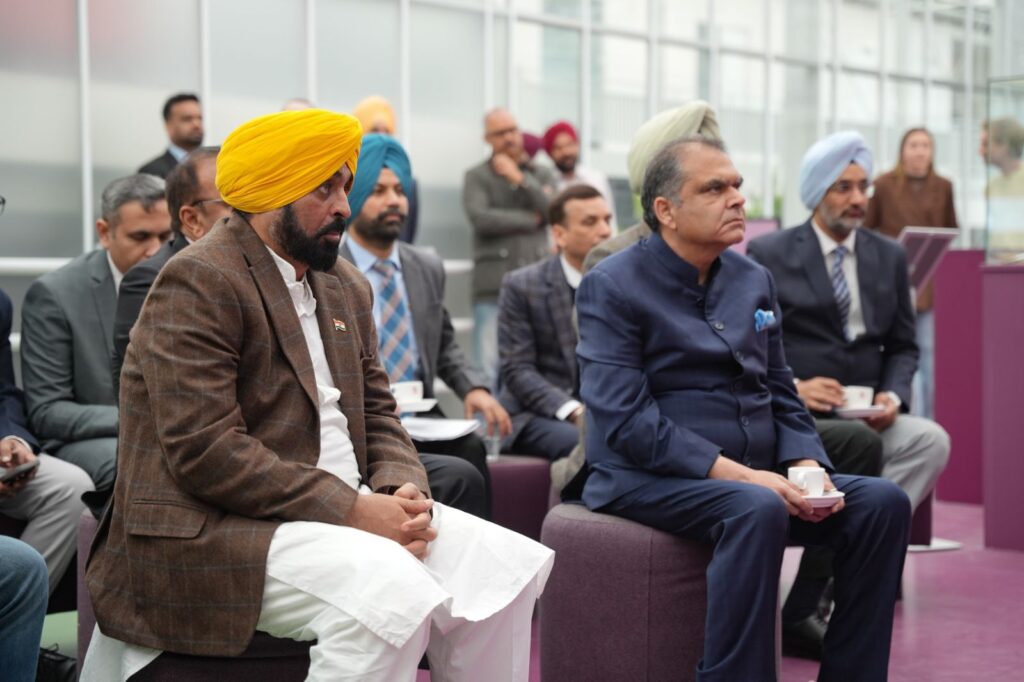 CM ਭਗਵੰਤ ਮਾਨ ਵੱਲੋਂ ਮੋਹਾਲੀ ਵਿਖੇ ਖੋਜ ਅਤੇ ਵਿਕਾਸ ਕੇਂਦਰ ਸਥਾਪਤ ਕਰਨ ਦੀ ਸੰਭਾਵਨਾ ਪੜਚੋਲਣ ਲਈ ਗਲੋਬਲ ਸੈਮੀਕੰਡਕਟਰ ਦਿੱਗਜ਼ NXP ਨੂੰ ਨਿੱਘਾ ਸੱਦਾ