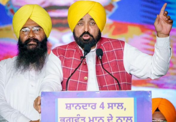 70 ਸਾਲਾਂ ਬਾਅਦ ਹੁਸ਼ਿਆਰਪੁਰ ਦੇ ਕੰਢੀ ਖੇਤਰ ‘ਚ ਬਣਾਈਆਂ ਜਾਣਗੀਆਂ ਸ਼ਾਨਦਾਰ ਸੜਕਾਂ; CM ਮਾਨ ਨੇ 150 ਕਰੋੜ ਰੁਪਏ ਦੇ ਵਿਕਾਸ ਕਾਰਜਾਂ ਦਾ ਕੀਤਾ ਉਦਘਾਟਨ