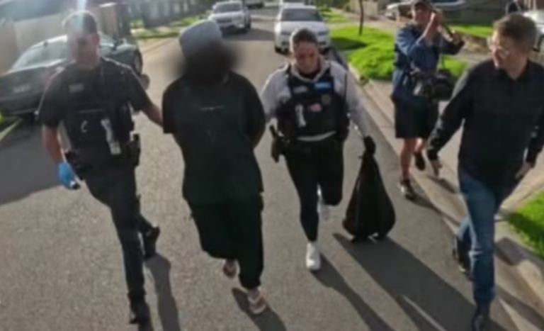 ਆਸਟ੍ਰੇਲੀਆ ‘ਚ ਪੰਜਾਬੀ ਨੌਜਵਾਨ ਗ੍ਰਿਫਤਾਰ : ਵੀਜ਼ਾ ਐਕਸਪਾਇਰ ਹੋਣ ‘ਤੇ ਬਣਿਆ ਚੋਰ; 68 ਵਾਰ ਕੀਤੀ ਚੋਰੀ, 87 ਮਾਮਲੇ ਦਰਜ