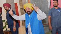‘ਆਪ’ ਸਰਕਾਰ ਨੇ ਪੰਜਾਬ ਵਿਧਾਨ ਸਭਾ ‘ਚ ਵਿਸ਼ਵਾਸ ਮਤਾ ਕੀਤਾ ਪੇਸ਼, ਮੁੱਖ ਮੰਤਰੀ 6 ਤੋਂ 9 ਮਈ ਤੱਕ ਕਰਨਗੇ ਧੰਨਵਾਦ ਯਾਤਰਾ