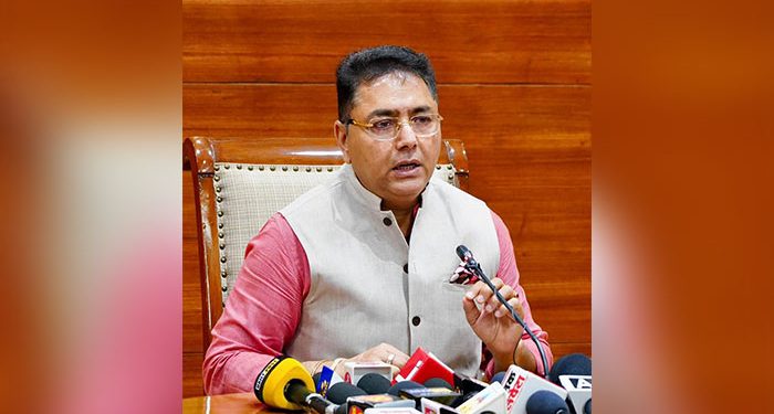 Aman-Arora-700x375