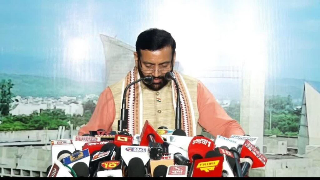 1200-675-27566961-thumbnail-16x9-job-security-to-sanitation-workers-employed-on-municipal-rolls-in-haryana-cm-nayab-singh-saini